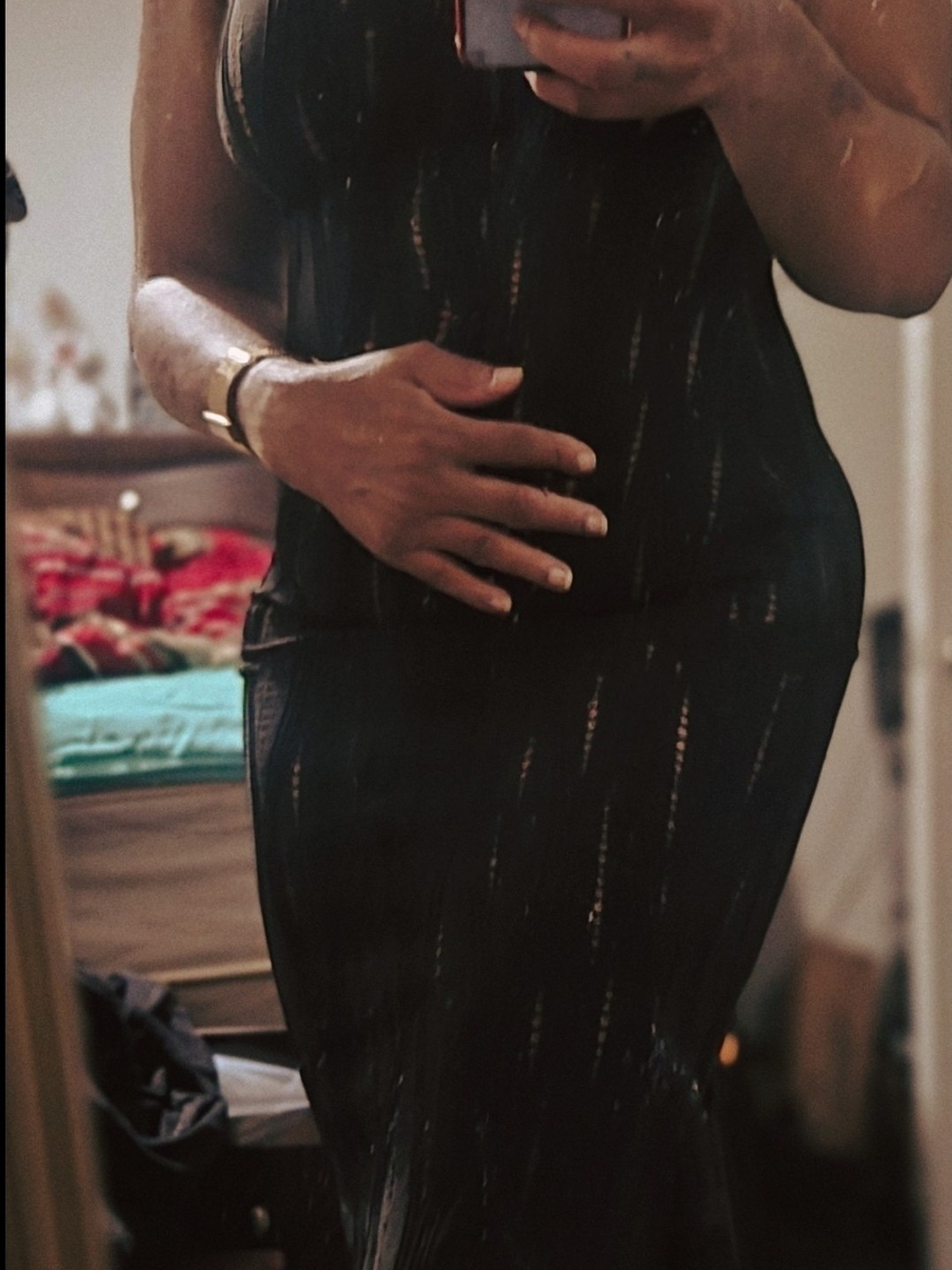 Elegant Black Maxi Dress with Subtle Sheen